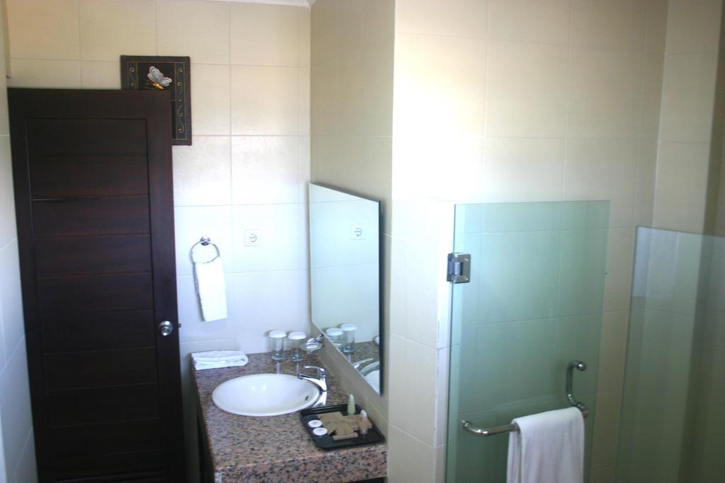 Royal Mamberamo Hotel Sorong Pokój zdjęcie