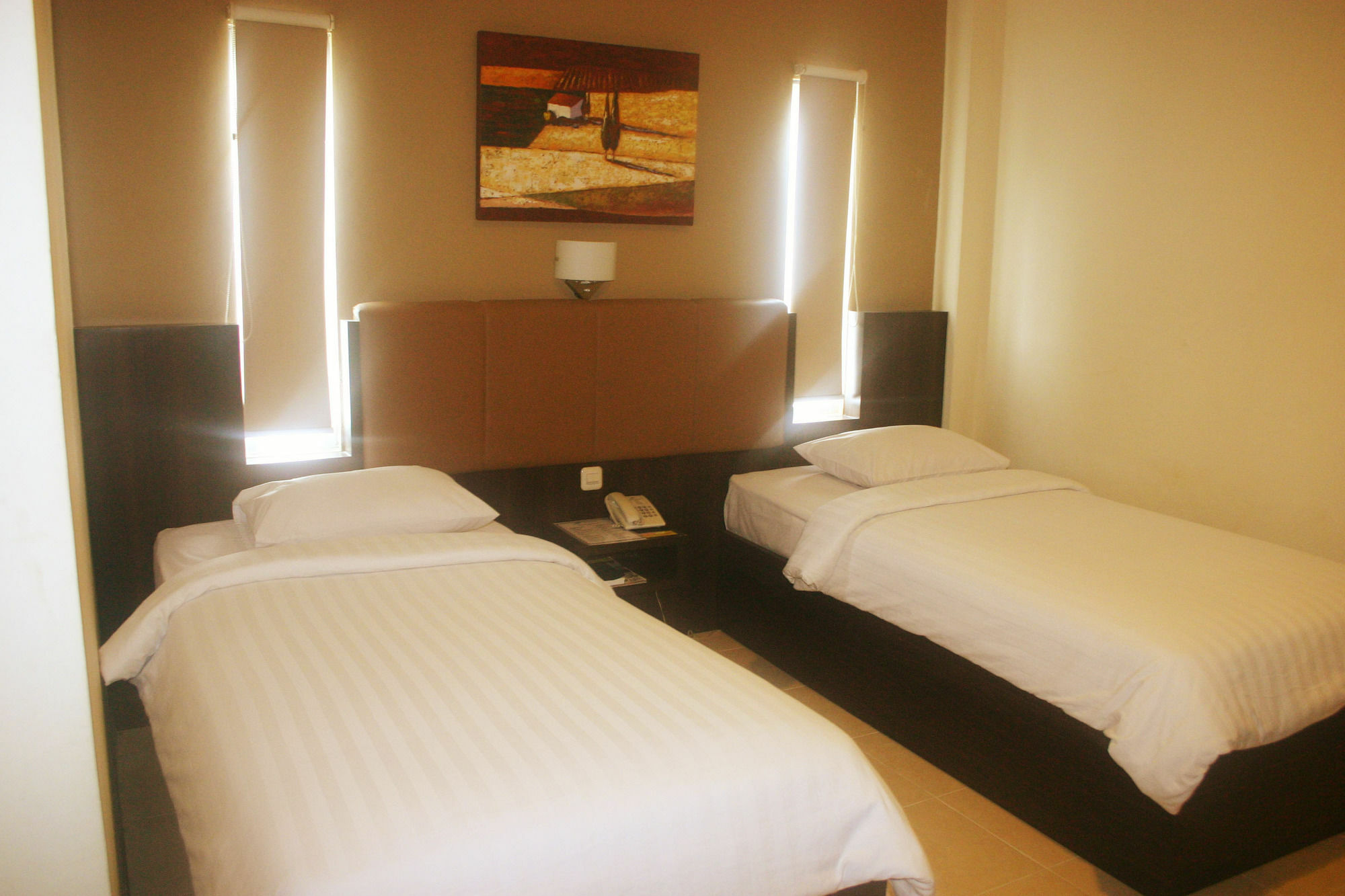 Royal Mamberamo Hotel Sorong Zewnętrze zdjęcie